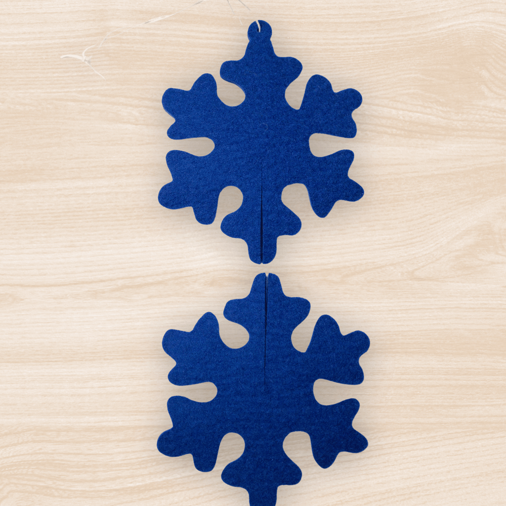 Ozean Snowflake Felt Ornament