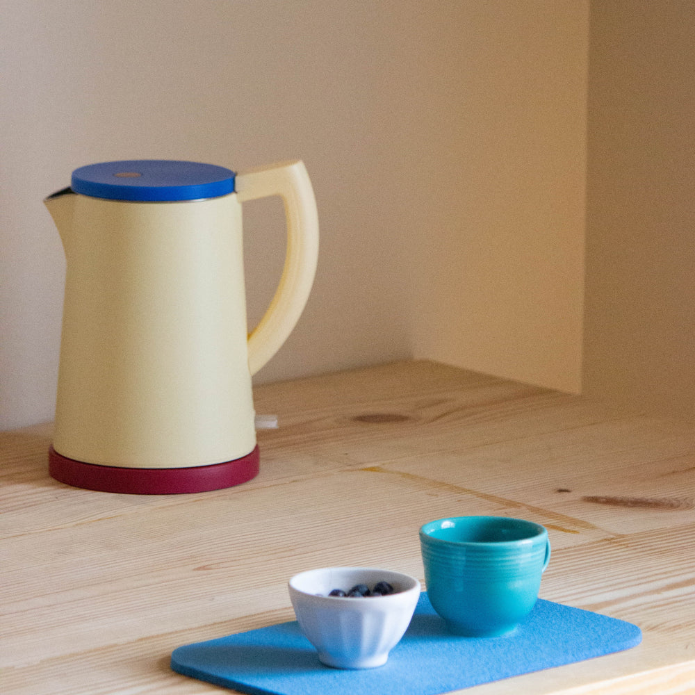 Wasser Rounded Rectangle Felt Trivet