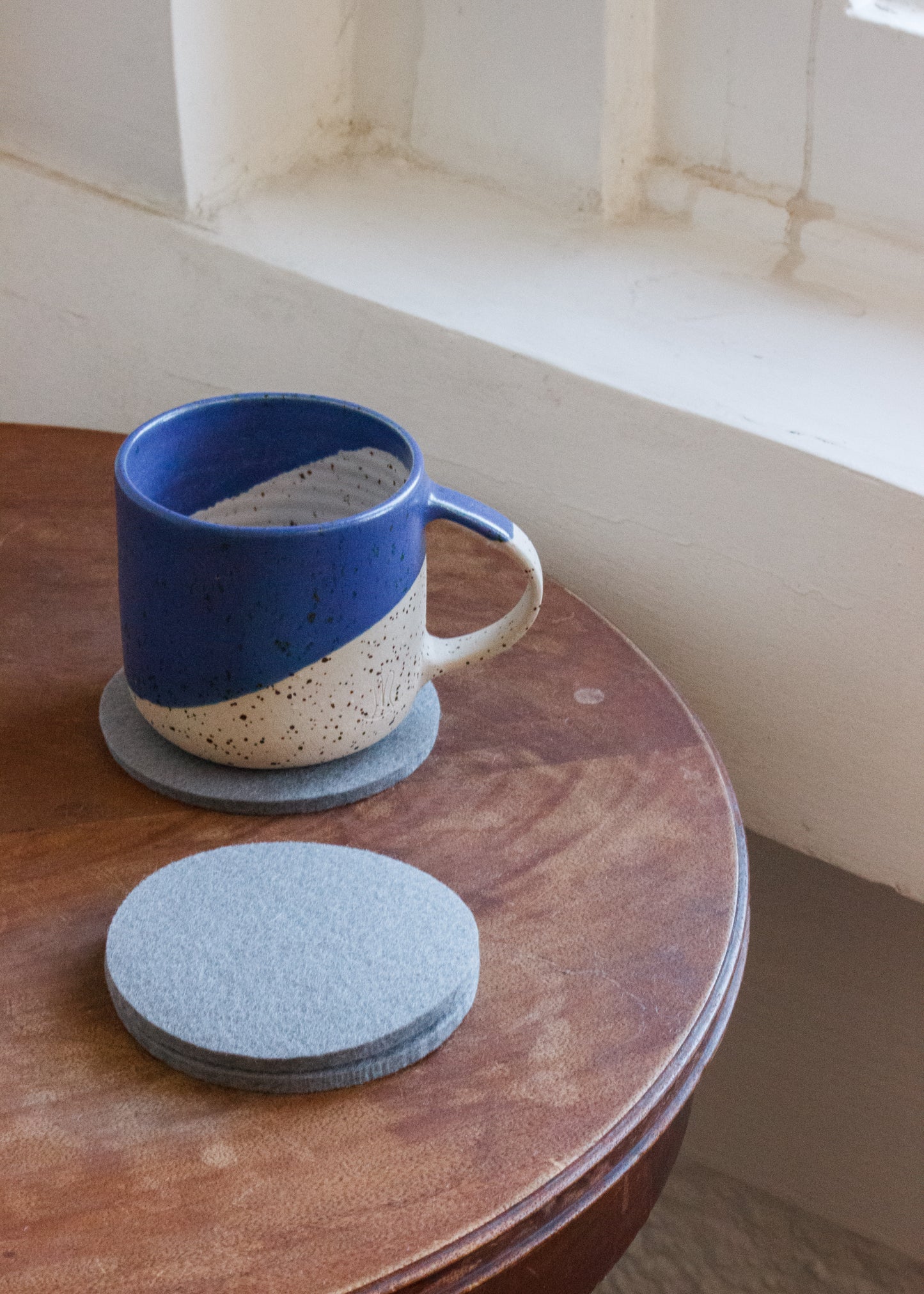 Hellgrau Circle Felt Coaster