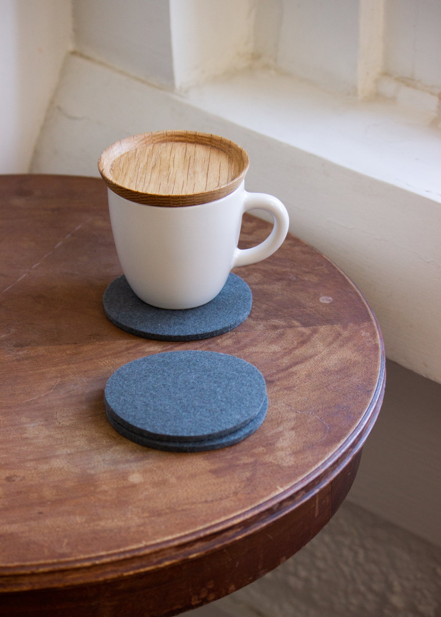 Taubengrau Circle Felt Coaster